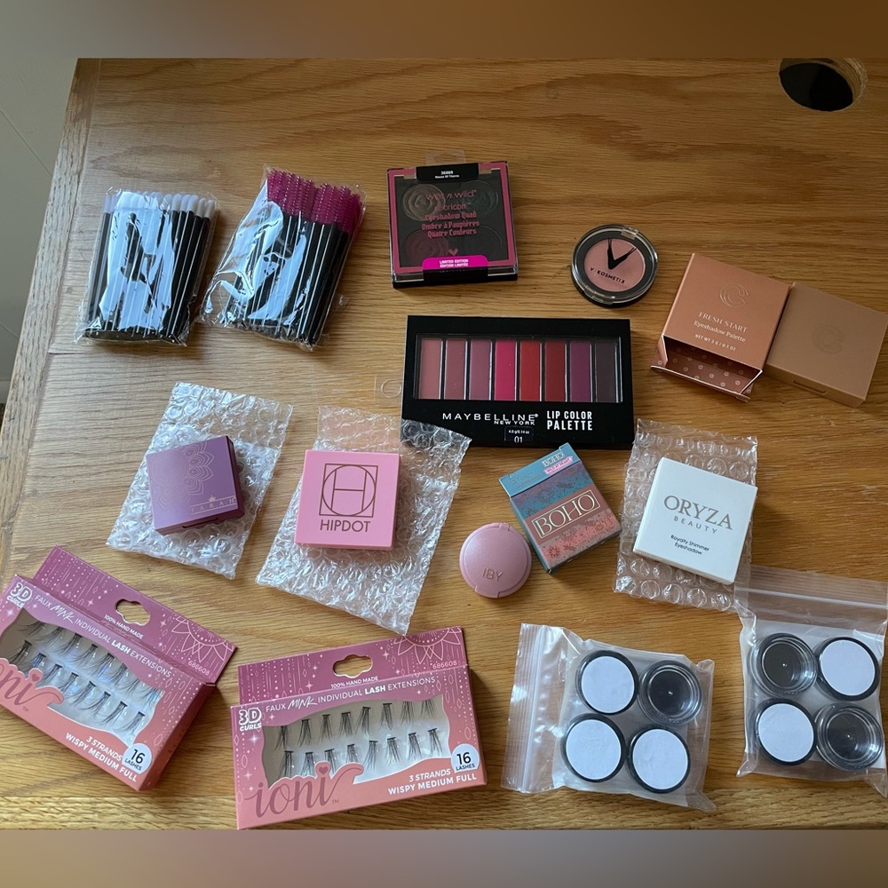 Bundle Brand New 14 pcs of Makeup Various Brands